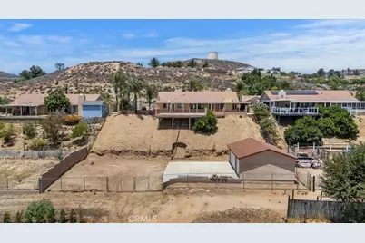 5608 Via Escalante, Jurupa Valley, CA 92509 - Photo 45