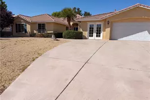 15358 Lookout, Apple Valley, CA 92307 - Photo 1