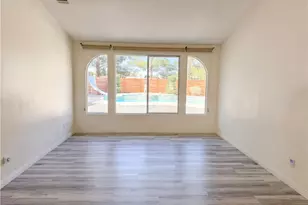 15358 Lookout, Apple Valley, CA 92307 - Photo 3