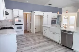 15358 Lookout, Apple Valley, CA 92307 - Photo 9