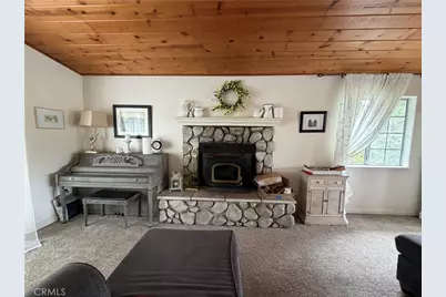 22198 Pine Drive, Crestline, CA 92322 - Photo 5