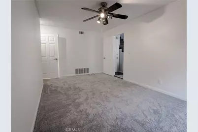 2264 Rose Avenue, Signal Hill, CA 90755 - Photo 11