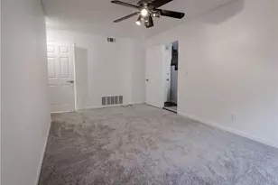 2264 Rose Ave, Signal Hill, CA 90755 - Photo 11