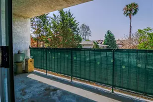 2264 Rose Ave, Signal Hill, CA 90755 - Photo 21