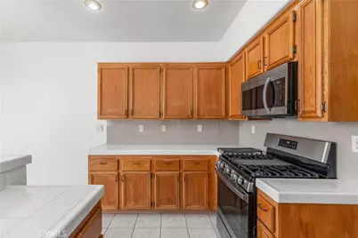 29151 Whitegate Lane, Highland, CA 92346 - Photo 15
