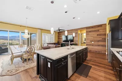 11829 Wandering Way, Corona, CA 92883 - Photo 13