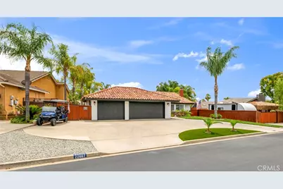 22667 Castle Crag, Canyon Lake, CA 92587 - Photo 3