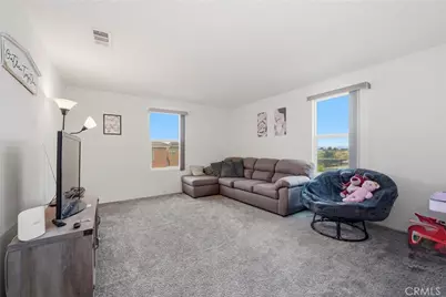14482 Chumash, Victorville, CA 92394 - Photo 19