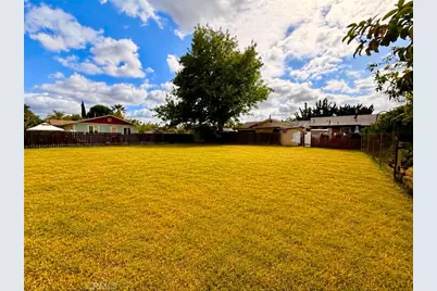 1335 S Hamilton, Pomona, CA 91766 - Photo 63