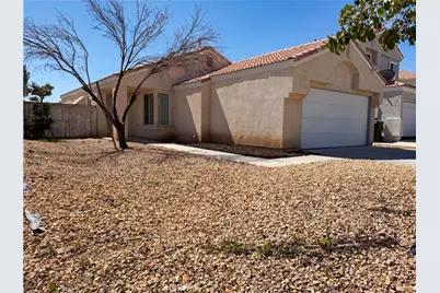 13577 Monterey, Victorville, CA 92392 - Photo 15