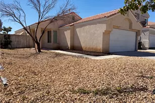 13577 Monterey, Victorville, CA 92392 - Photo 15