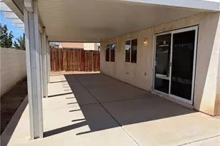 13577 Monterey, Victorville, CA 92392 - Photo 5
