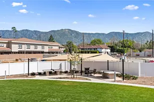 106 Sorrel Ct, Burbank, CA 91506 - Photo 15