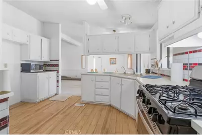 10164 White, Phelan, CA 92371 - Photo 7