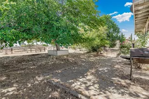 10164 White, Phelan, CA 92371 - Photo 21