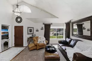 1210 Versailles, Riverside, CA 92506 - Photo 7