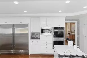 1210 Versailles, Riverside, CA 92506 - Photo 31
