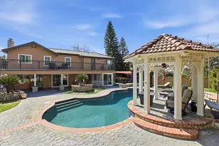 1210 Versailles, Riverside, CA 92506 - Photo 69