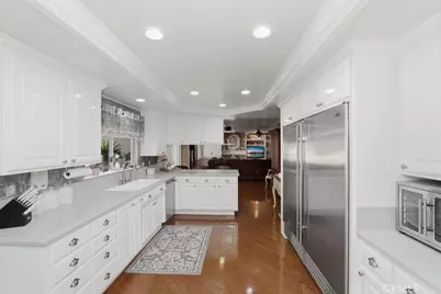 1210 Versailles, Riverside, CA 92506 - Photo 29