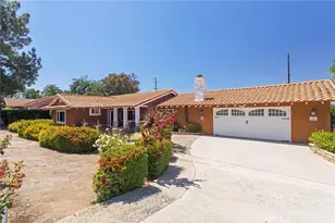 16520 Wagon Wheel Dr, Riverside, CA 92506 - Photo 9