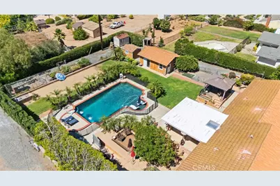 16520 Wagon Wheel Drive, Riverside, CA 92506 - Photo 51