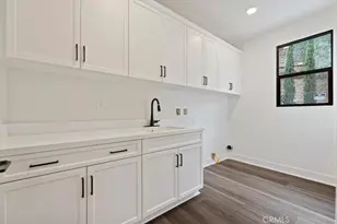 1019 N Staley Ln, Los Angeles, CA 90042 - Photo 19