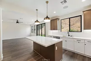 1019 N Staley Ln, Los Angeles, CA 90042 - Photo 17