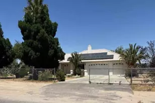 10695 5th, Hesperia, CA 92345 - Photo 1