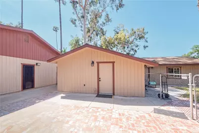 2083 Grace, Riverside, CA 92504 - Photo 47