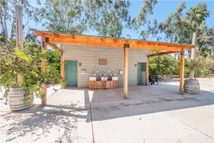 2083 Grace, Riverside, CA 92504 - Photo 45