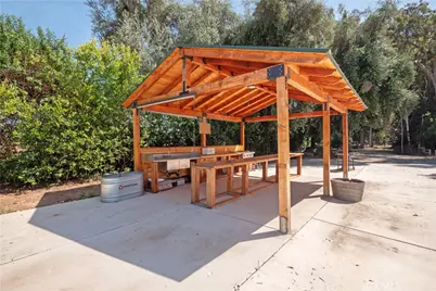 2083 Grace, Riverside, CA 92504 - Photo 41