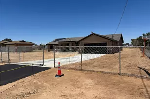 15162 Larch, Hesperia, CA 92345 - Photo 1