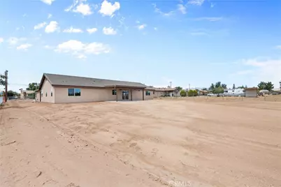 15162 Larch, Hesperia, CA 92345 - Photo 31