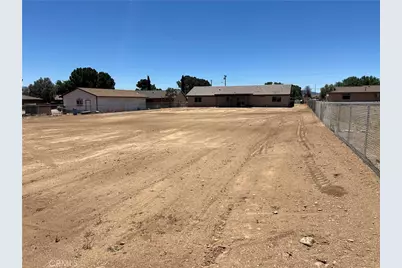 15162 Larch, Hesperia, CA 92345 - Photo 29