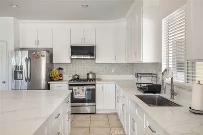 805 Limousin Street, Perris, CA 92571 - Photo 9