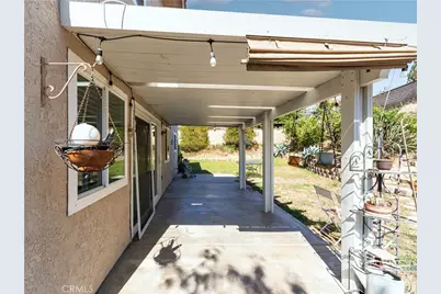 1302 Via Vista, Riverside, CA 92506 - Photo 19