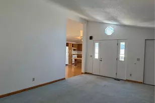 140 W Pioneer, Redlands, CA 92374 - Photo 5