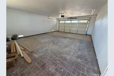 21975 Mohican, Apple Valley, CA 92307 - Photo 37