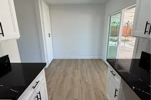 21975 Mohican, Apple Valley, CA 92307 - Photo 19