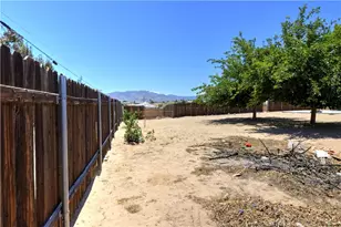 8755 Lassen Ave, Hesperia, CA 92345 - Photo 25