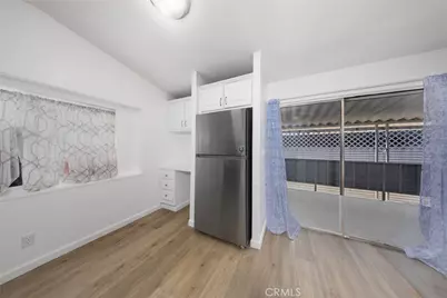 10001 W Frontage #224, South Gate, CA 90280 - Photo 7