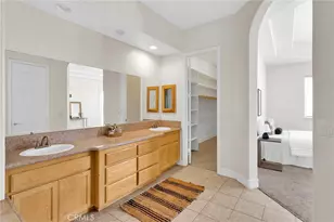 9452 Cedar St, Oak Hills, CA 92344 - Photo 31