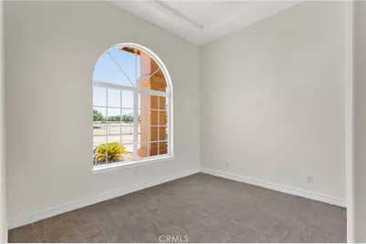 9452 Cedar Street, Oak Hills, CA 92344 - Photo 45