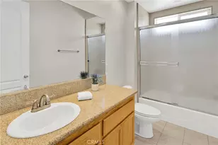 9452 Cedar St, Oak Hills, CA 92344 - Photo 37