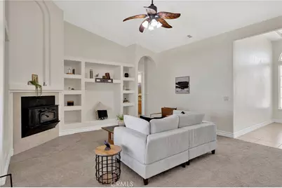 9452 Cedar Street, Oak Hills, CA 92344 - Photo 15