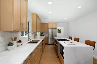 15550 Otsego Street, Encino, CA 91436 - Photo 17
