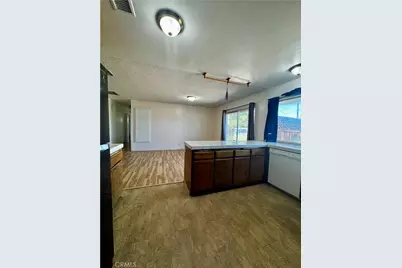 7623 Oxford, Hesperia, CA 92345 - Photo 7