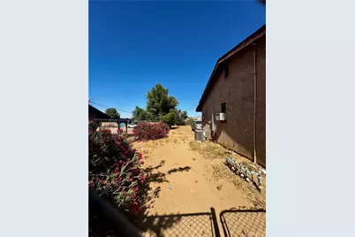 7623 Oxford, Hesperia, CA 92345 - Photo 17