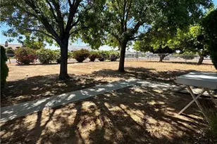 7623 Oxford, Hesperia, CA 92345 - Photo 5