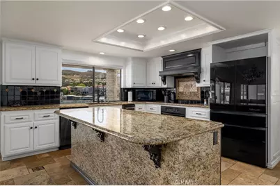 30238 Longhorn, Canyon Lake, CA 92587 - Photo 15